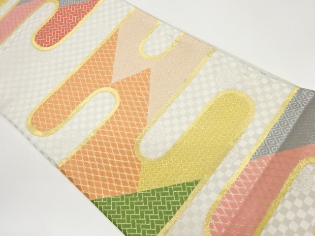 リサイクル　ヱ霞に古典柄模様織出し袋帯